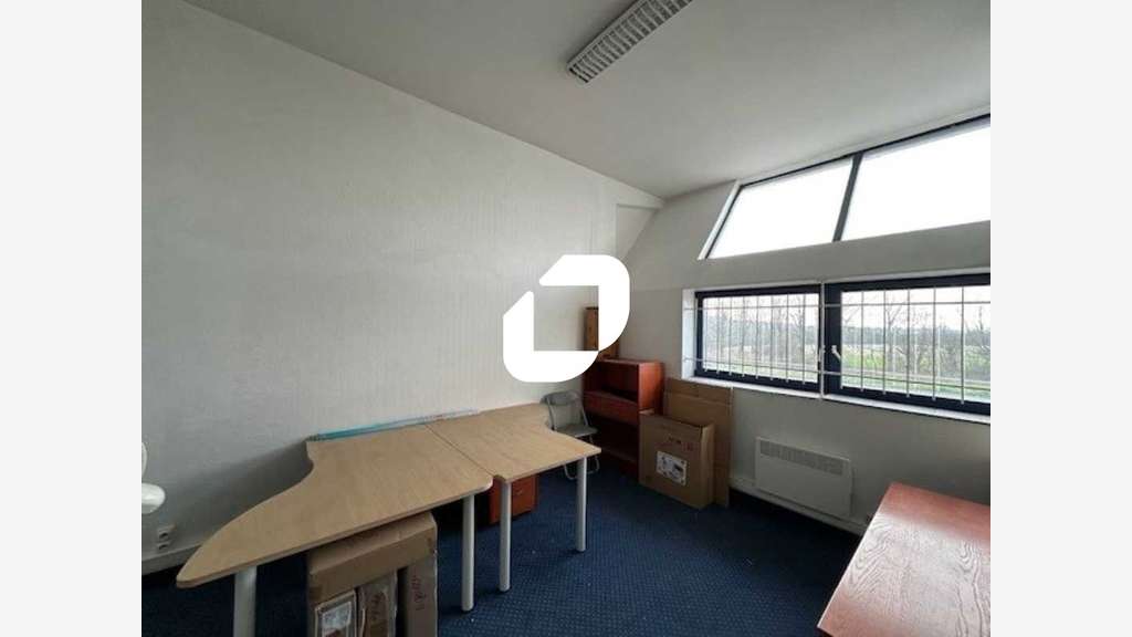 Vente Bureaux 137m² Morainvilliers
