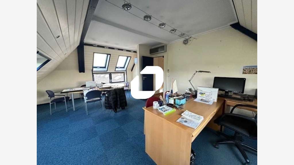 Vente Bureaux 137m² Morainvilliers