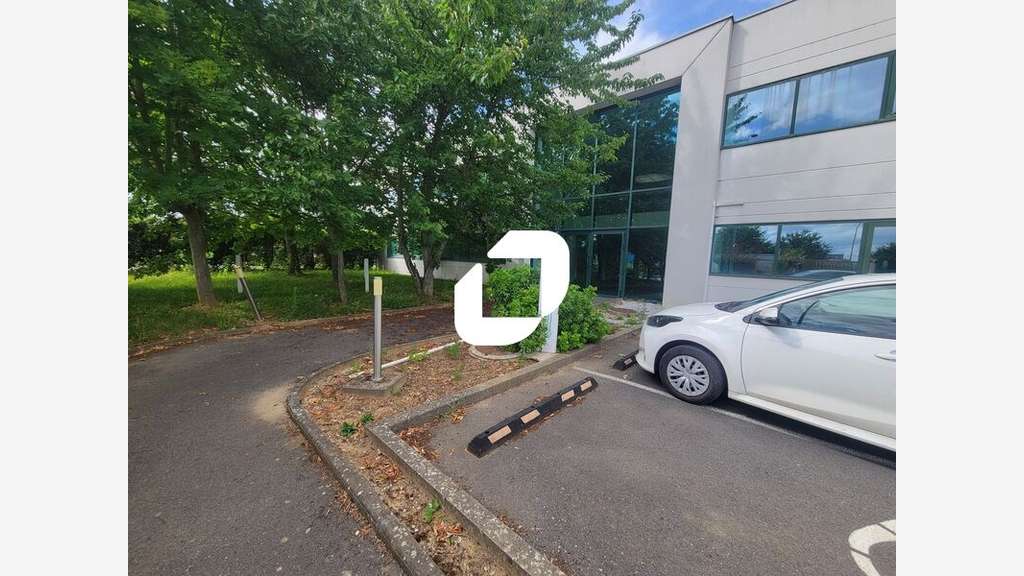 Vente Bureaux 1000m² Morangis
