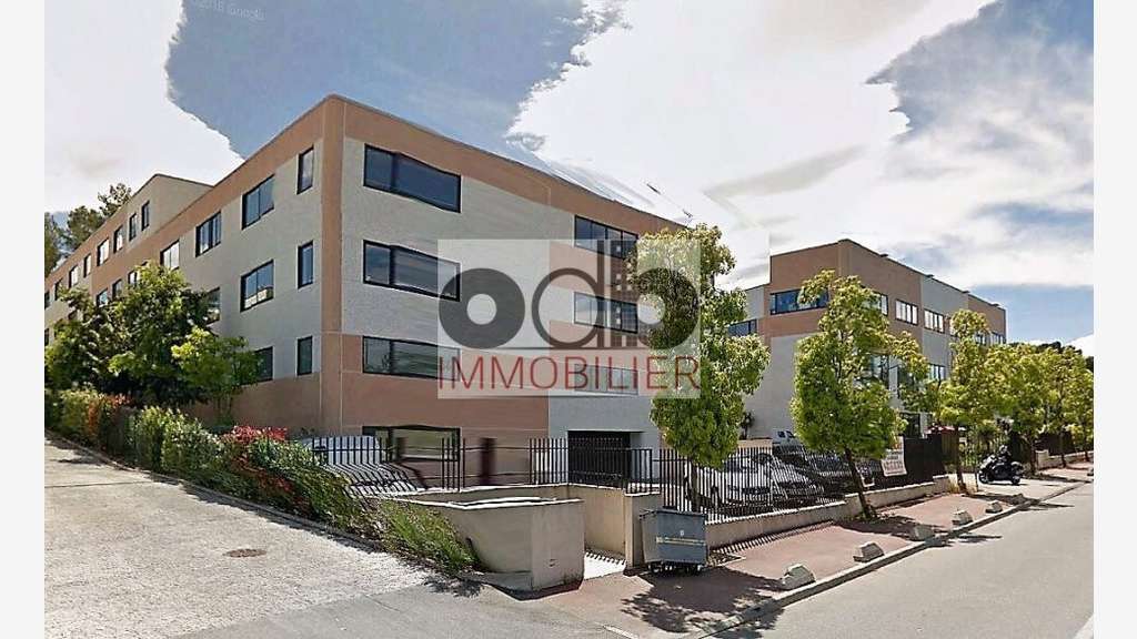 Vente bureaux 78m² brut accès PMR à Mougins