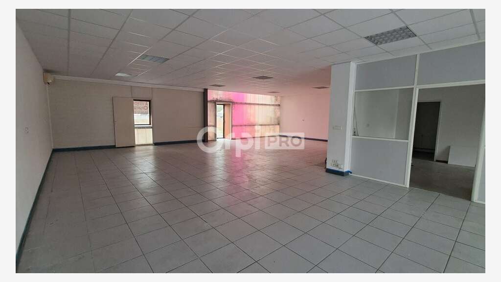 Bureau 177m² RDC à vendre axe passant à Mourenx