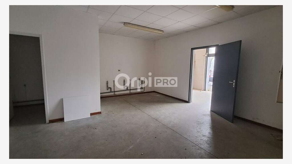 Bureau 177m² RDC à vendre axe passant à Mourenx