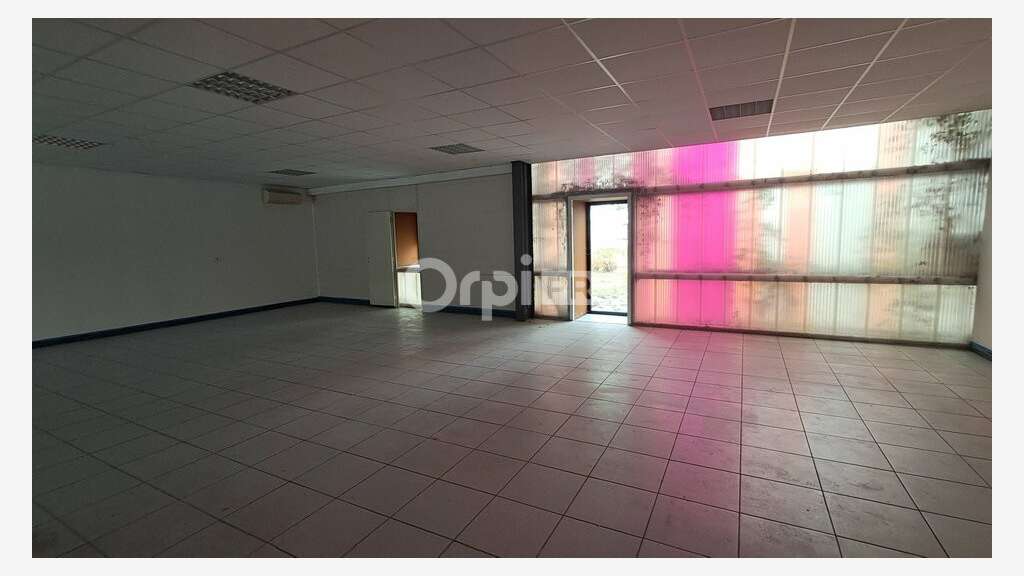 Bureau 177m² RDC à vendre axe passant à Mourenx