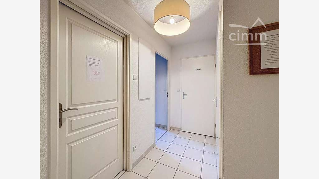 Bureau professionnel lumineux 46m² à Muret