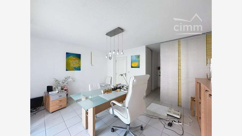 Bureau professionnel lumineux 46m² à Muret