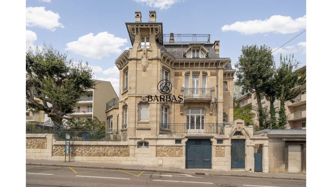 Bureaux d'exception 11 pièces 577m² 738m² Nancy