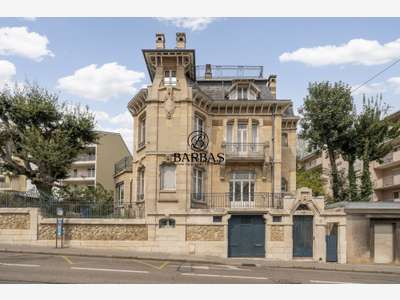 Bureaux d'exception 11 pièces 577m² 738m² Nancy