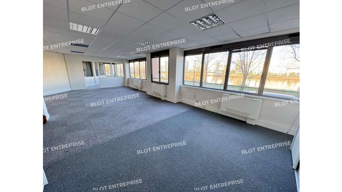 À vendre bureaux 209m² à Nantes gare SNCF