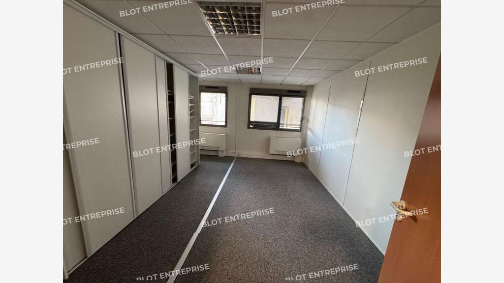 À vendre bureaux 209m² à Nantes gare SNCF