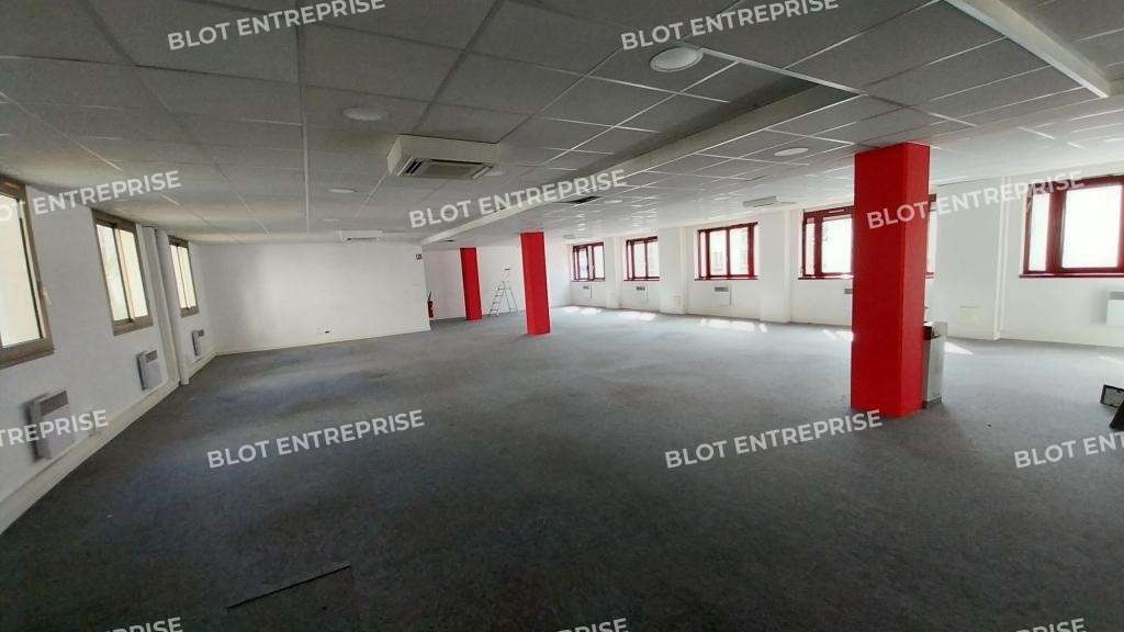 À vendre bureaux 264m² accès PMR à Nantes