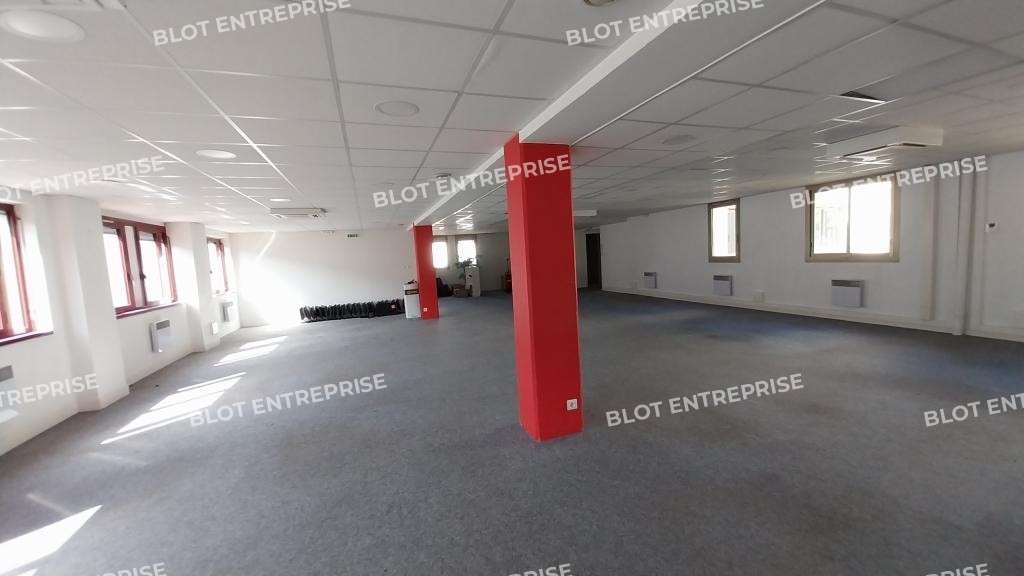 À vendre bureaux 264m² accès PMR à Nantes