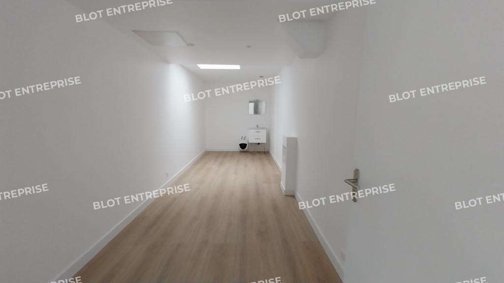 Vente bureaux 47m² Nantes Guist'hau accès PMR