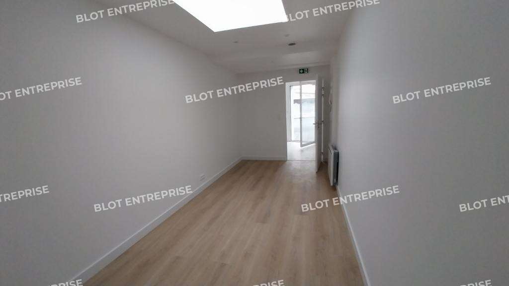 Vente bureaux 47m² Nantes Guist'hau accès PMR