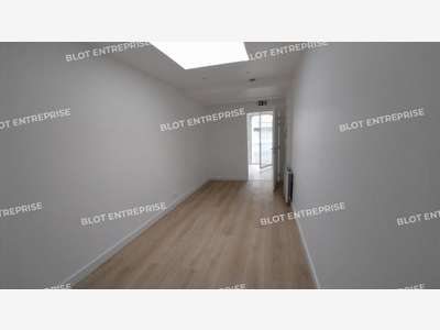 Vente bureaux 47m² Nantes Guist'hau accès PMR