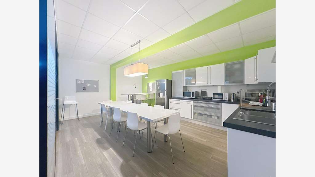 Vente local bureaux de 67m² Nantes quartier prisé