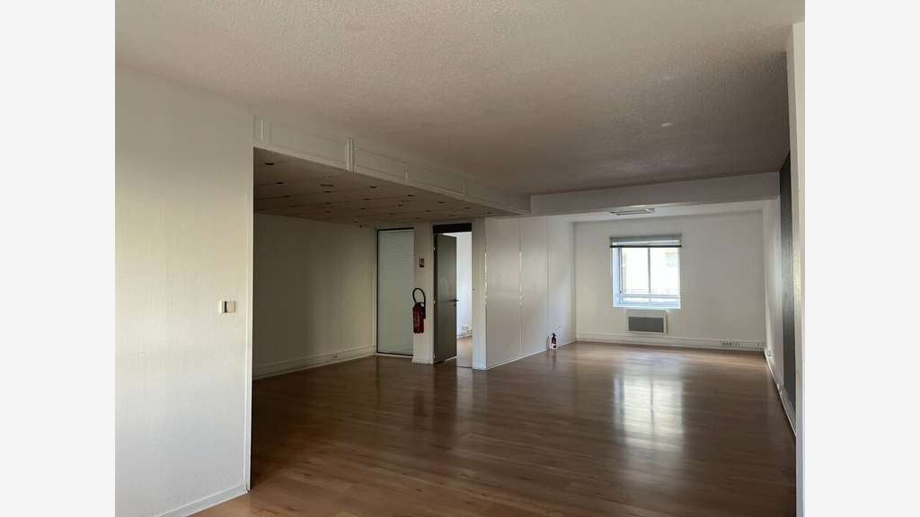 A vendre bureaux 80m² sur Nantes rue de Strasbourg