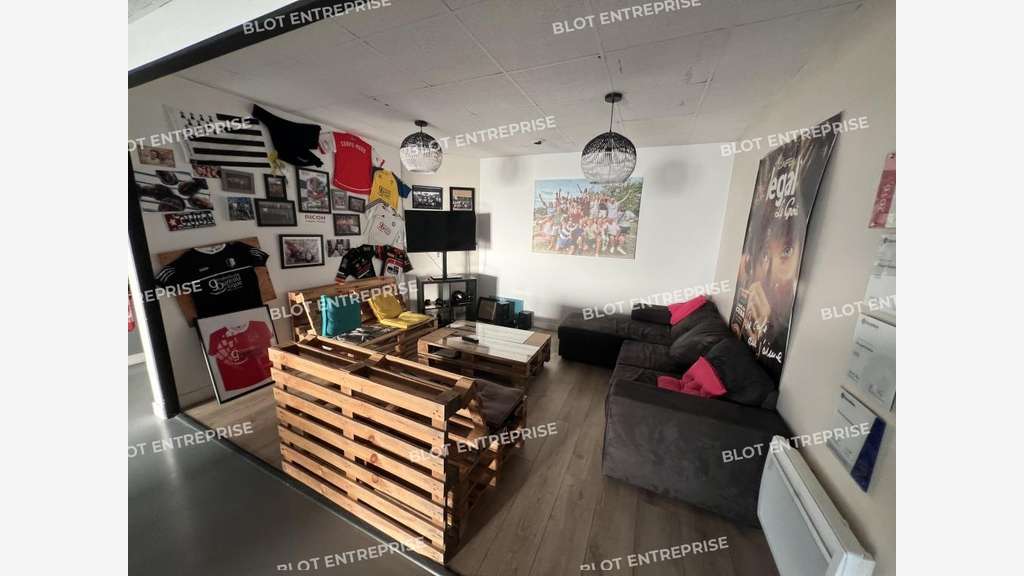 À vendre bureaux 390m² périphérique Est Nantes