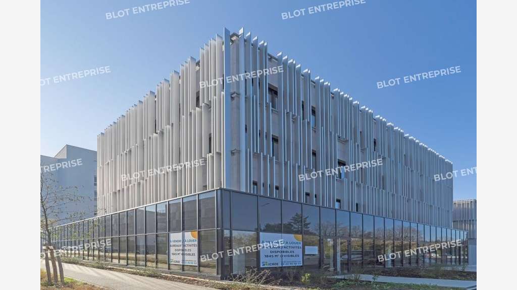 Location/vente bureaux neufs 290m² Haluchère