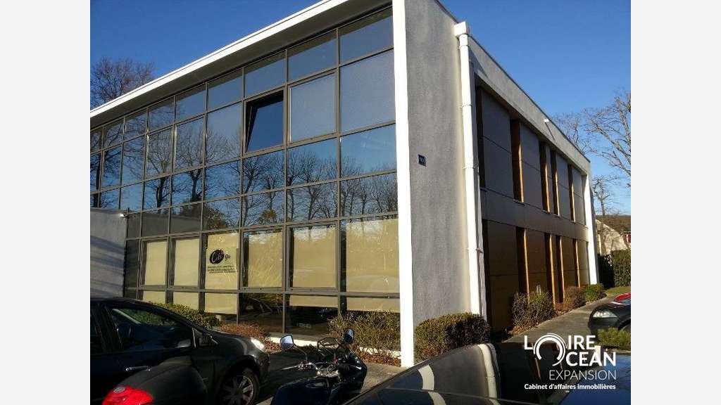 Vente bureaux de 70m² en RDC en agglo de Nantes