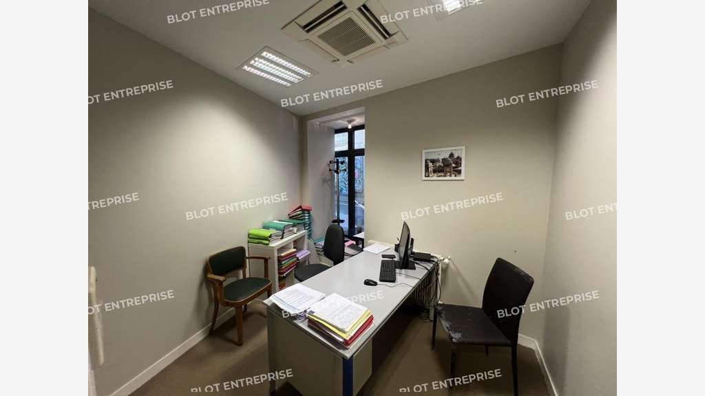 À vendre bureaux 395m² à Nantes Talensac