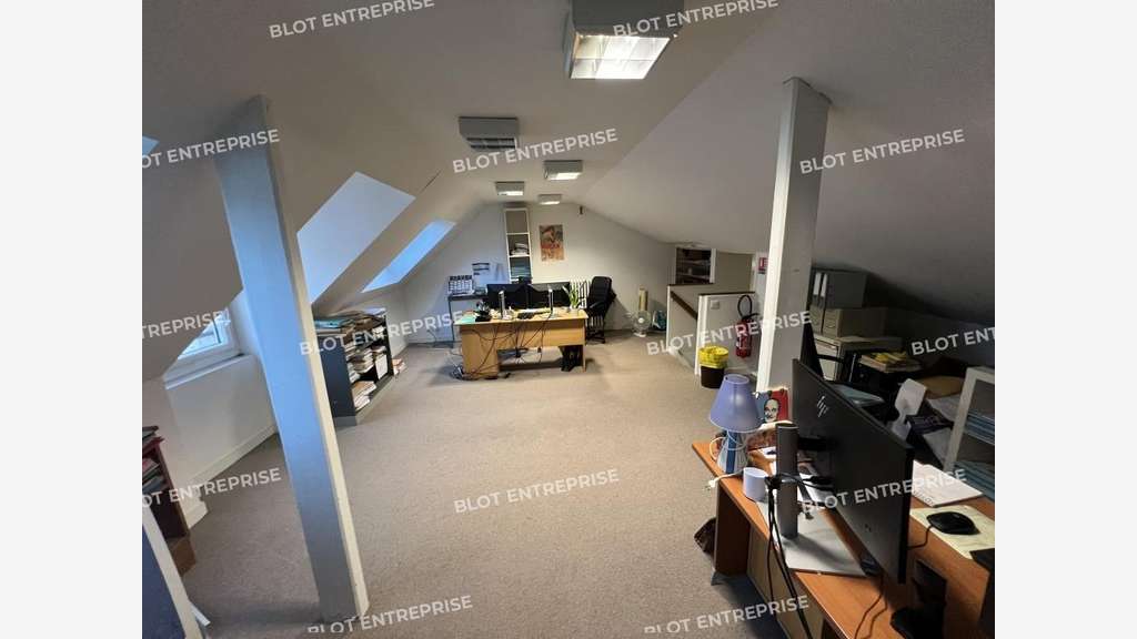 À vendre bureaux 395m² à Nantes Talensac