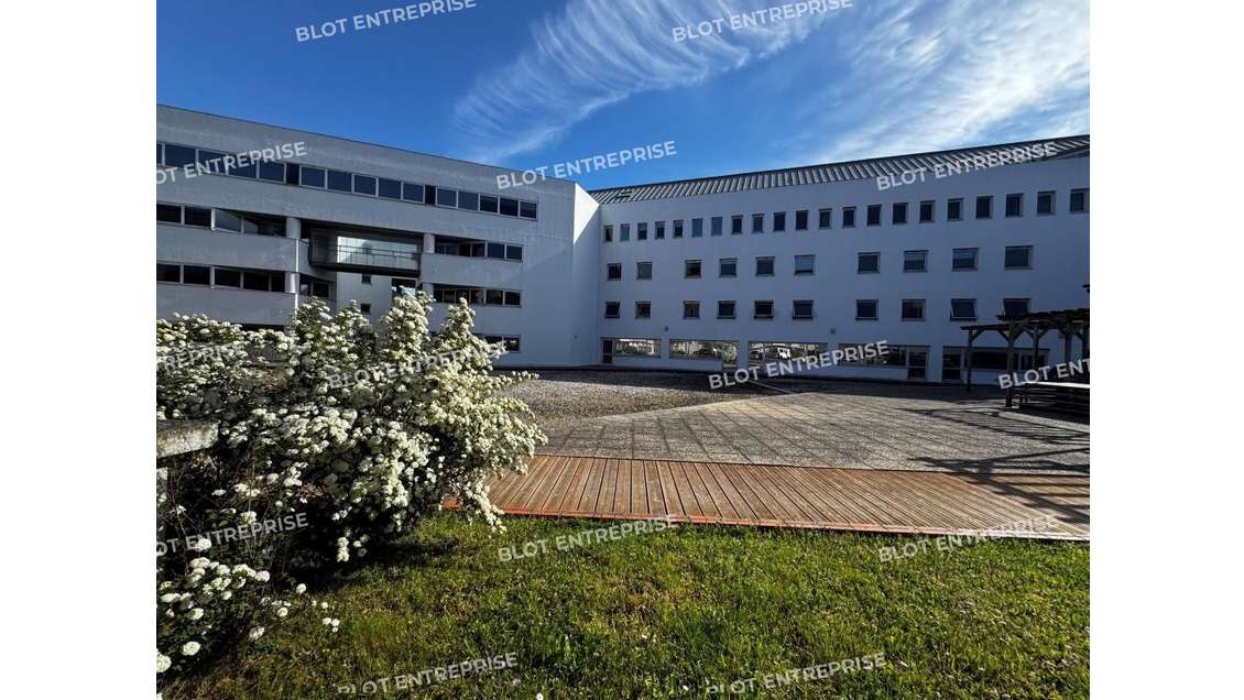 À vendre bureaux 409m² à Nantes Beaulieu