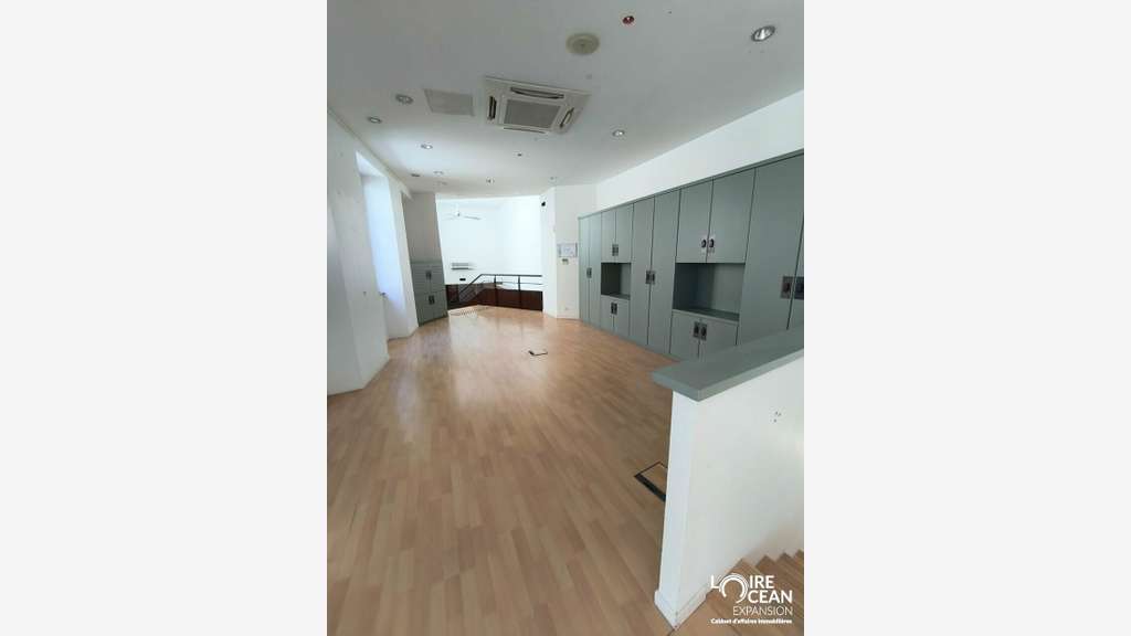 Bureaux ou local commercial 368m² à vendre Nantes