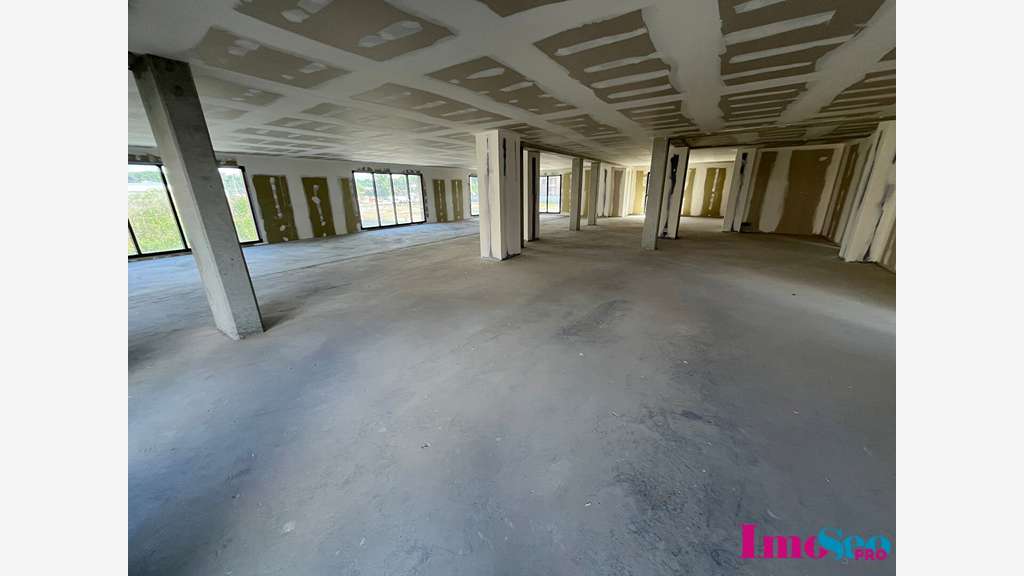 Vente bureaux neufs 115m² R+1 à Bordeaux Brazza