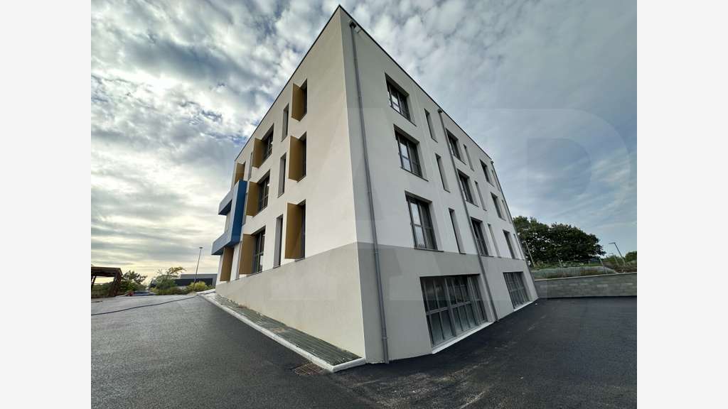 Vente bureaux neufs à Châteaubourg