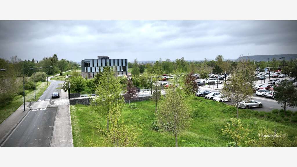 Bureaux neufs à vendre - Val-de-Reuil- Gare SNCF