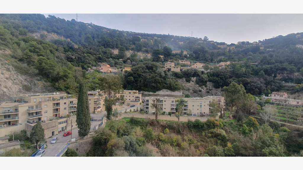 Vente bureaux 90m² parking à St André de la Roche