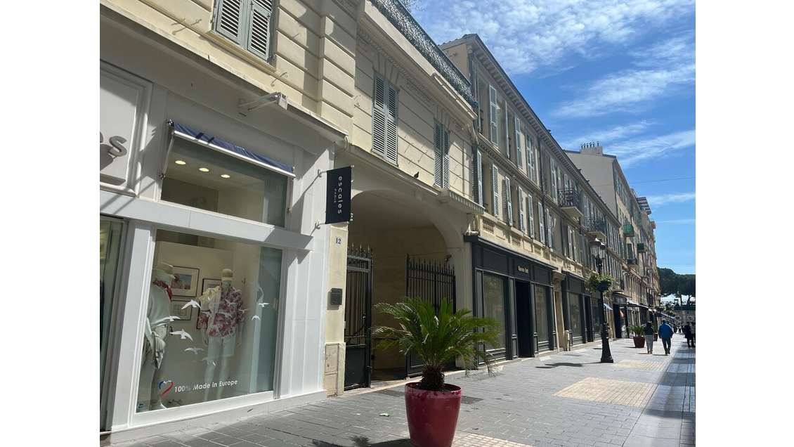 A vendre appartement bureaux 68m² Rue Paradis Nice