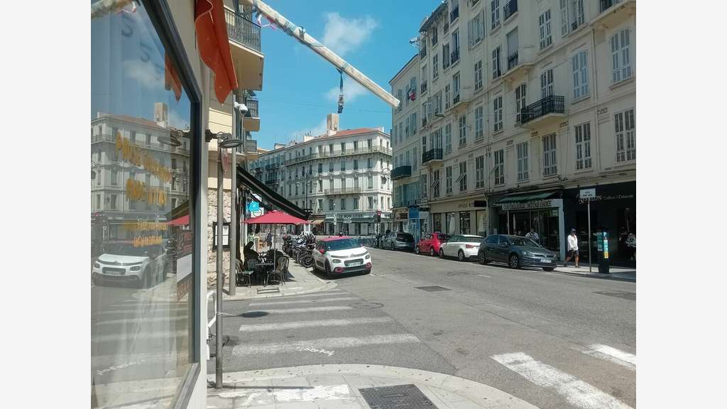 À céder centre ville de Nice laboratoire c