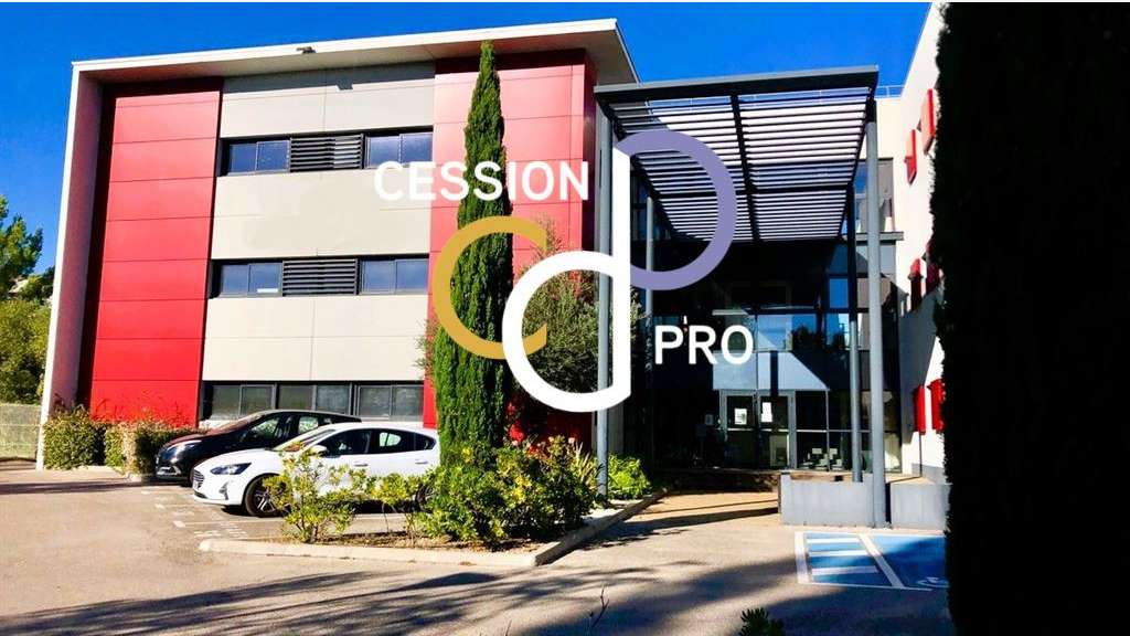 Vente bureaux ou open space de 275m² à Nîmes