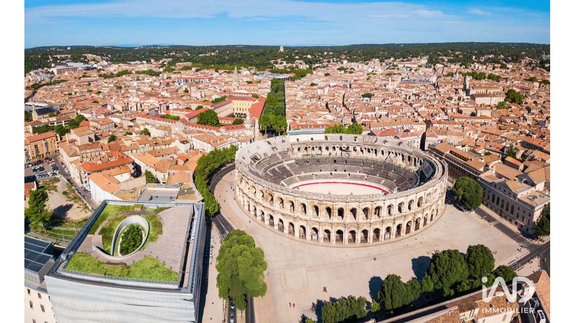 Bureau à Nîmes