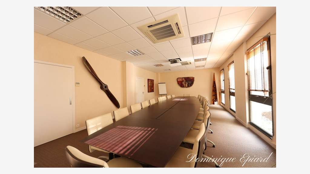 A vendre ensemble tertiaire haut de gamme à Niort