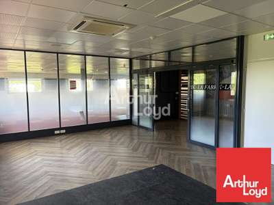 Bureaux fonctionnels de 337m² à vendre à Niort