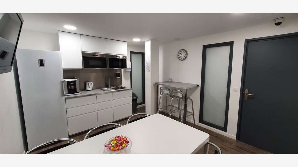 Vente bureaux occupés 922m² à Montreuil