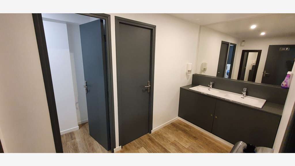 Vente bureaux occupés 922m² à Montreuil