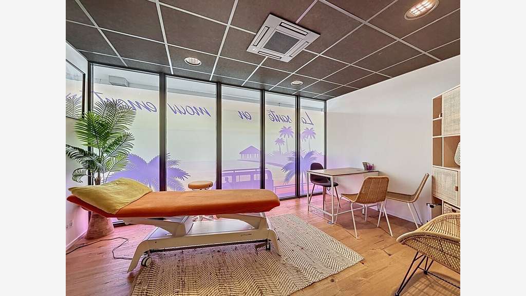 Bureaux 177m² à vendre à Ondres