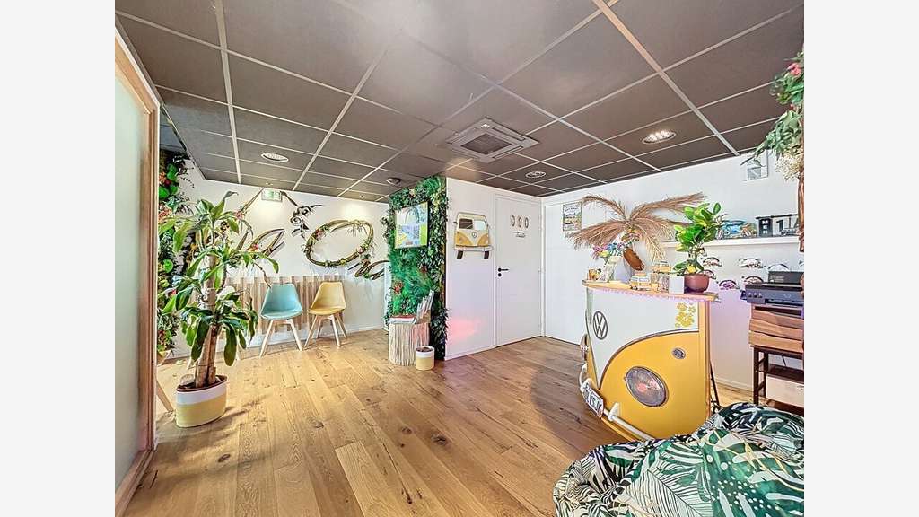 Bureaux 177m² à vendre à Ondres
