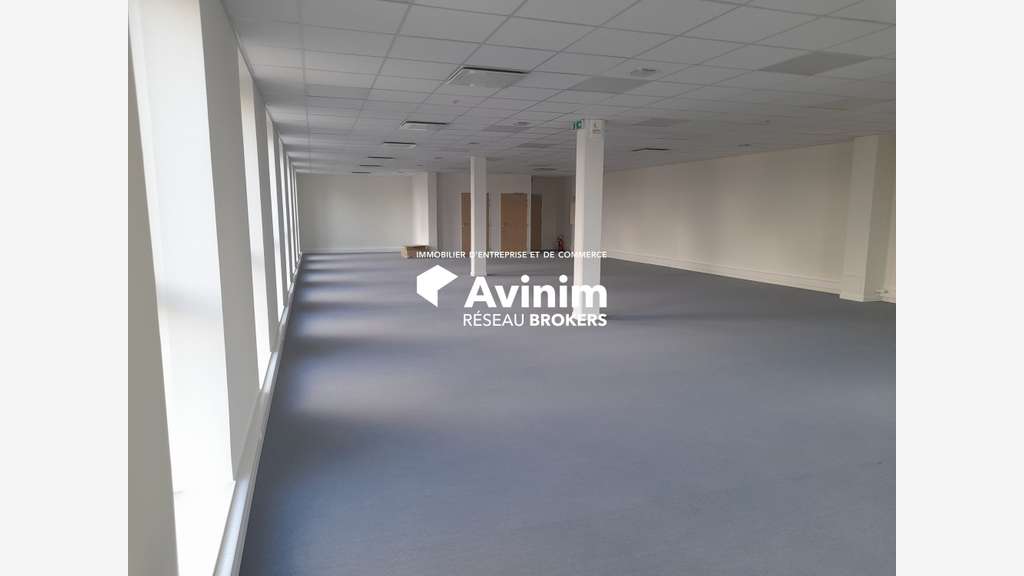 Beau plateau de bureau neuf 180m² à vendre Orléans