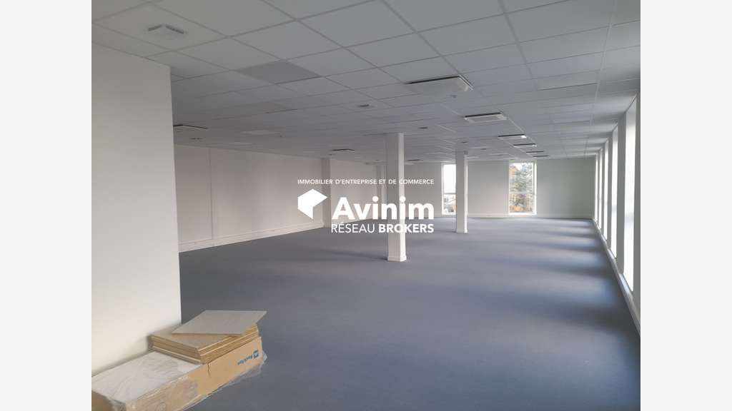 Beau plateau de bureau neuf 180m² à vendre Orléans