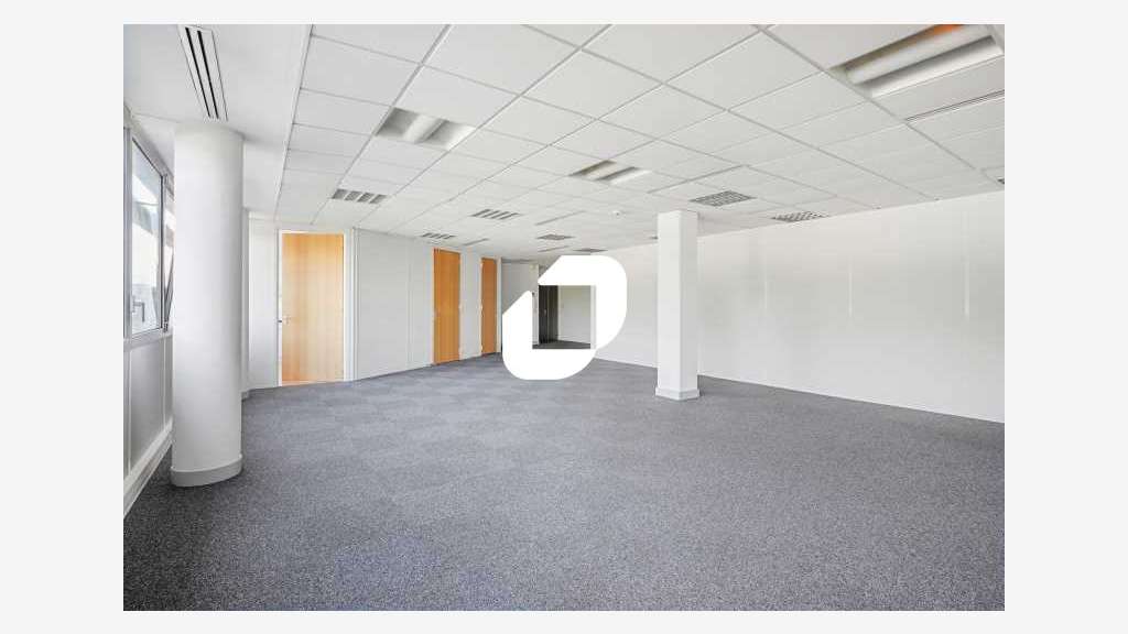 Vente Bureaux 205m² Orsay