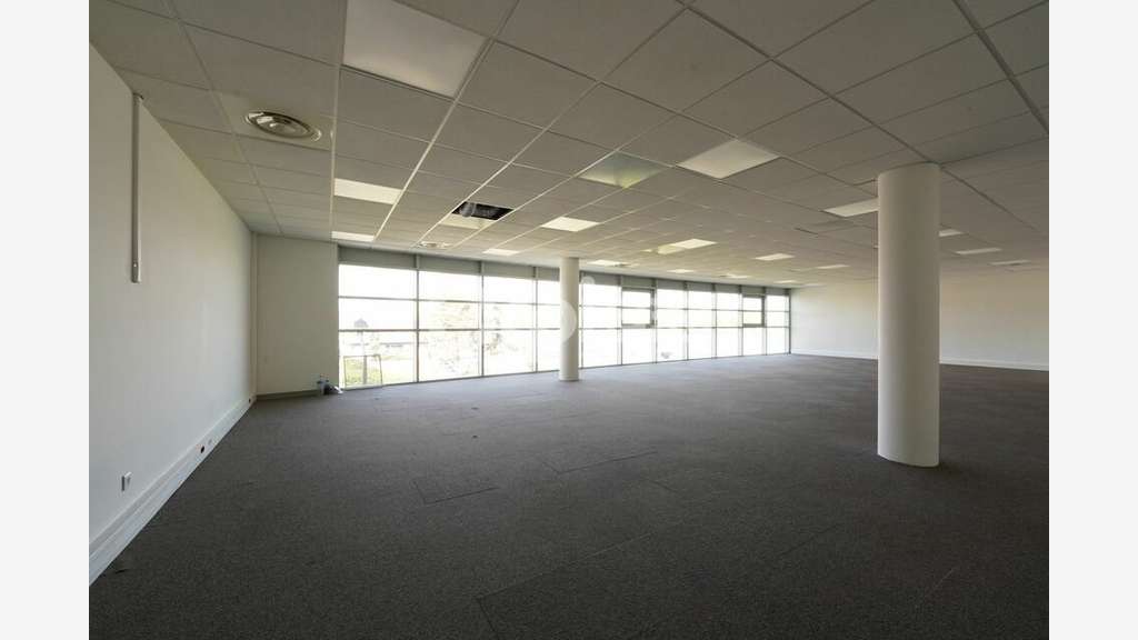 Bureaux à vendre 233,90m² à Oullins