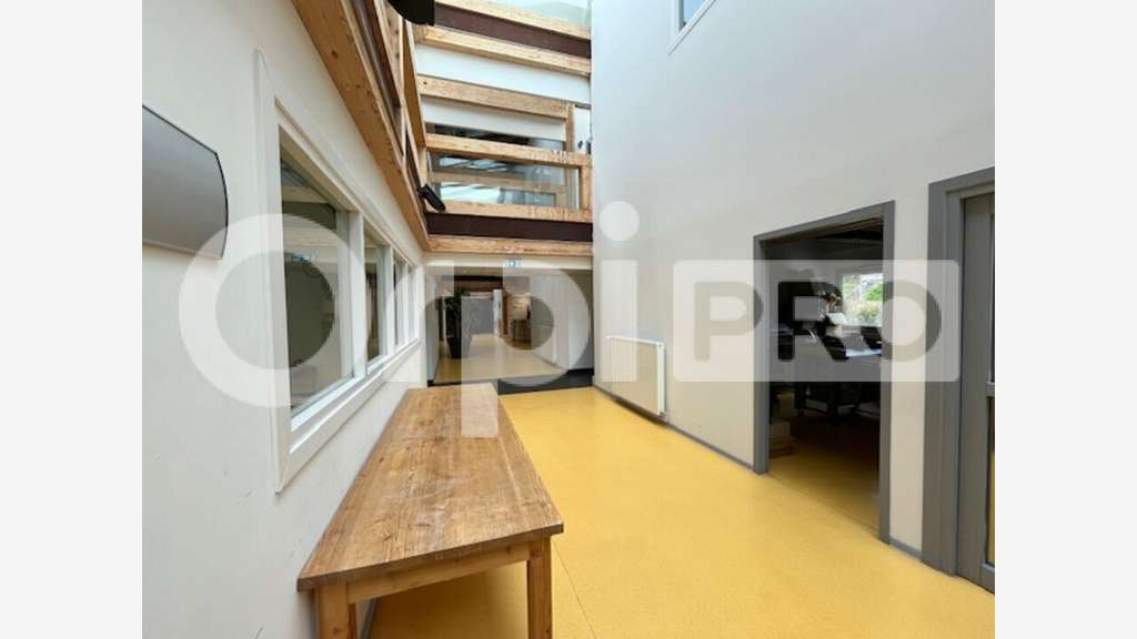 Vente bureaux de 225m² à Panazol