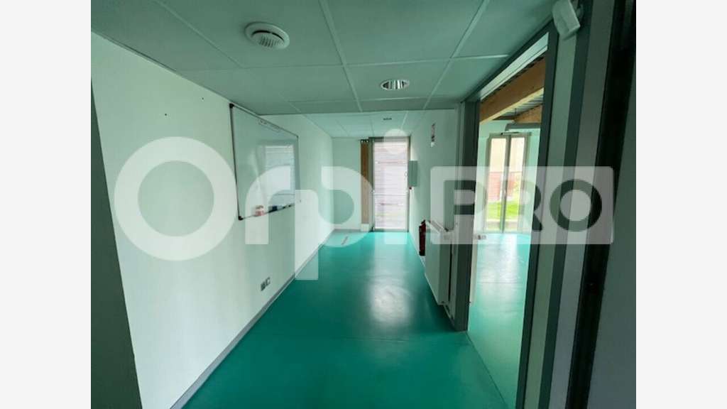 Vente bureaux de 225m² à Panazol