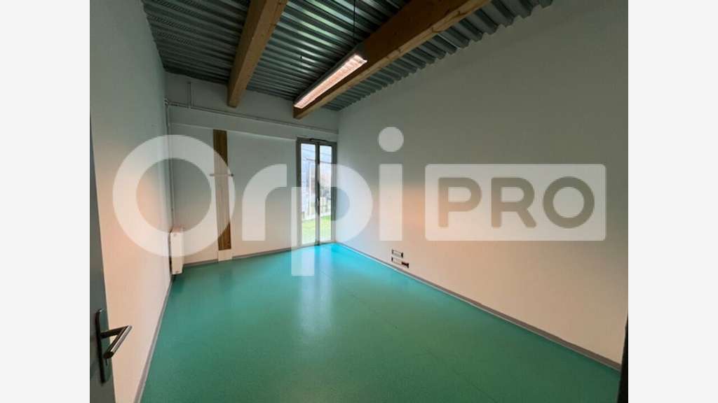 Vente bureaux de 225m² à Panazol