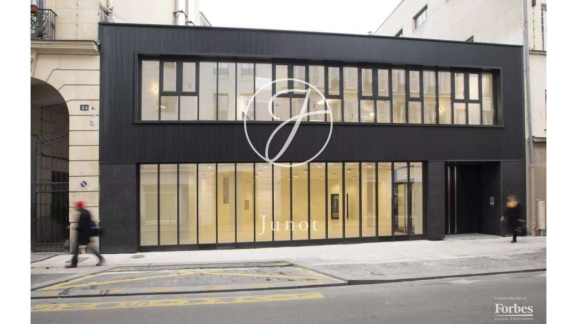 AV bâtiment 1972m² Paris 75010 Canal Saint-Martin