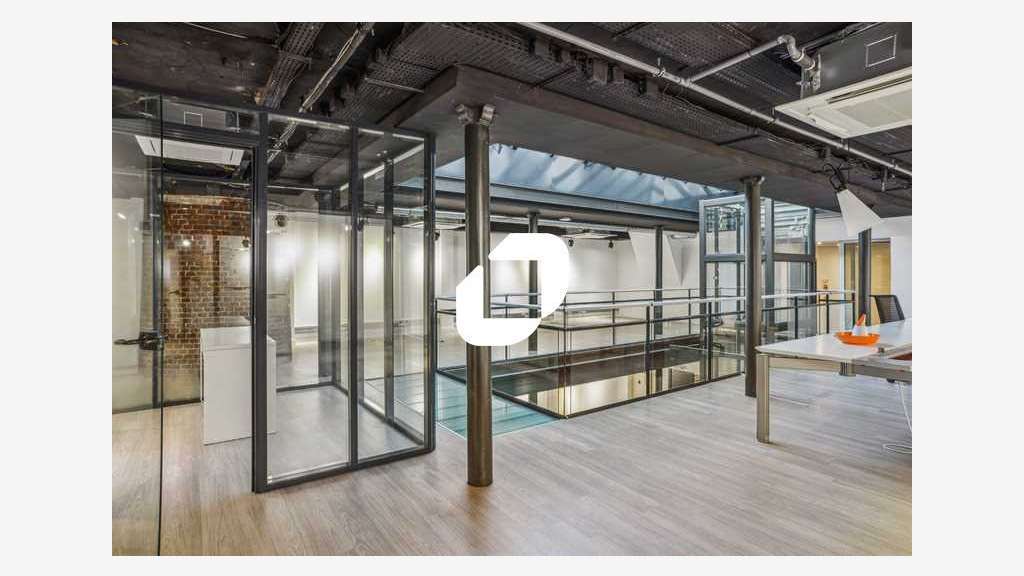 Vente Bureaux 900m² Paris